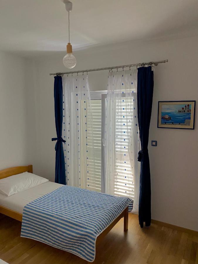 Apartman Nives Apartment Trogir Ngoại thất bức ảnh